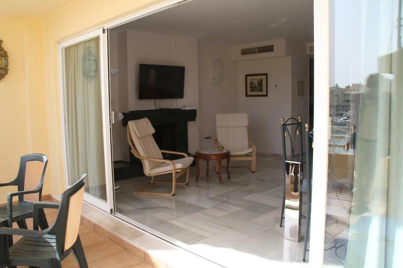 Apartamento En Puerto Marina B32 Benalmadena 0*,